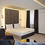 Boutique Bristol Hotel