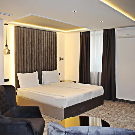 Boutique Bristol Hotel