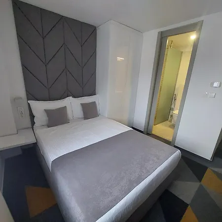 Hotel Boutique Bristol 4*