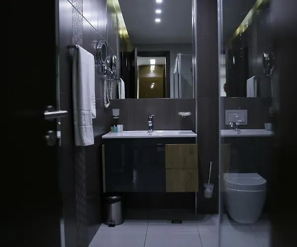 Boutique Bristol Hotel 4*