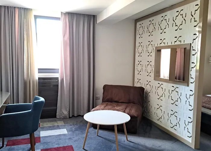 Hotel Boutique Bristol 4*