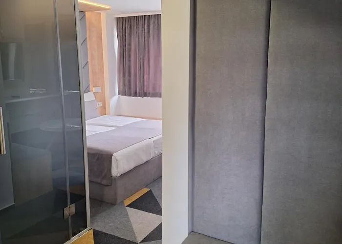 Boutique Bristol Hotel 4*