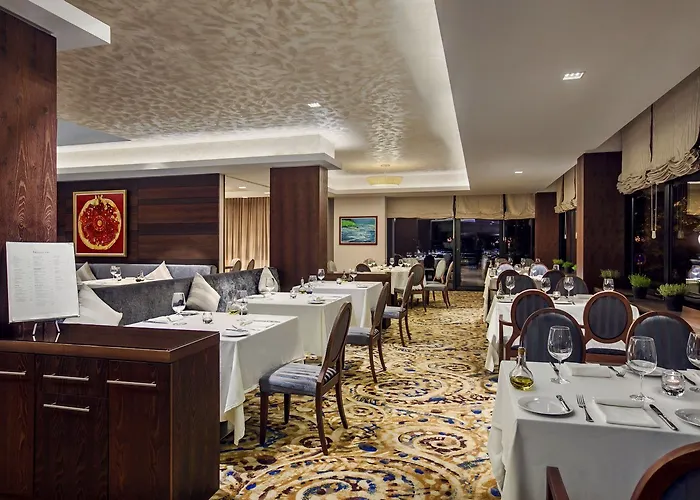 Hotel Boutique Bristol 4*