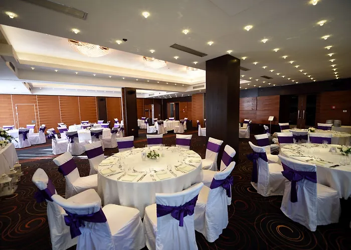 Boutique Bristol Hotel